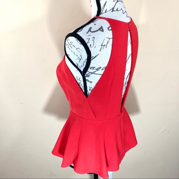 Lovers + Friends Bahama Peplum Top - Picture 5 of 16